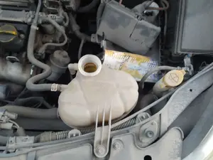 Foto de DEPOSITO EXPANSION OPEL CORSA D 1.2 16V CAT (Z 12 XEP / LB4) (80 CV / 59 KW) referencia 1682640780