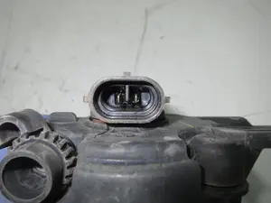 Foto de FARO ANTINIEBLA DERECHO NISSAN ALMERA (N16/E) 1.8 16V CAT (116 CV / 85 KW) referencia 26150 foto 4