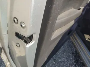 Foto de CERRADURA PUERTA DELANTERA IZQUIERDA VOLKSWAGEN FOX (5Z1)(04.2005) 1.4  (75 CV / 55 KW) referencia 5Z1837015R
