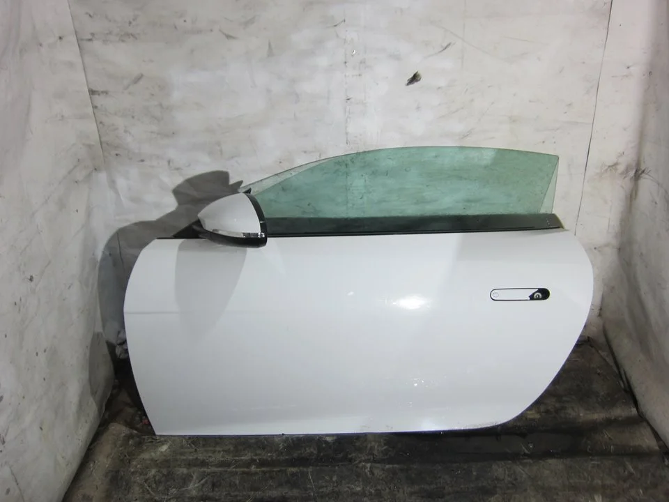 Foto de PUERTA DELANTERA IZQUIERDA JAGUAR F-TYPE COUPÉ 2.0 TwinTurbo CAT (300 CV / 221 KW) referencia T2R 27381