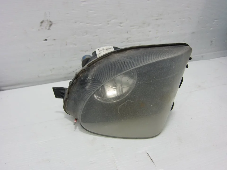 Foto de FARO ANTINIEBLA IZQUIERDO BMW SERIE 5 GRAN TURISMO (F07) 3.0 24V Turbo (306 CV / 225 KW) referencia 89206671