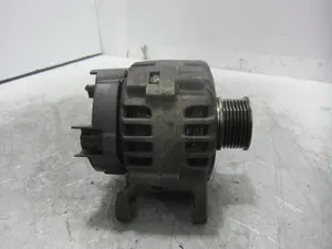Foto de ALTERNADOR RENAULT CLIO III 1.2  (75 CV / 55 KW) referencia 8200654541B