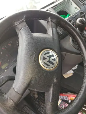 Foto de AIRBAG DELANTERO IZQUIERDO VOLKSWAGEN T5 TRANSPORTER FURGÓN/COMBI (7H) 1.9 TDI CAT (AXB) (105 CV / 77 KW)