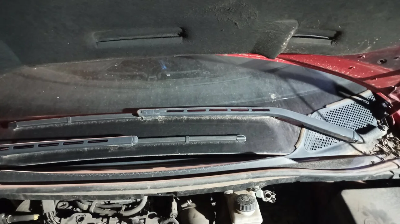 Foto de BRAZO LIMPIA DELANTERO IZQUIERDO CITROEN C4 COUPE 1.6 HDi CAT (9HY / DV6TED4) (109 CV / 80 KW) referencia 6429Y5
