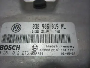 Foto de CENTRALITA MOTOR UCE SEAT IBIZA (6L1) 1.9 TDI (101 CV / 74 KW) referencia 038906019NL foto 5