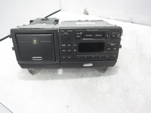 Foto de SISTEMA AUDIO / RADIO CD JAGUAR S-TYPE (03.1999) 4.0 V8 32V CAT (276 CV / 203 KW) referencia PJVM003183 foto 9