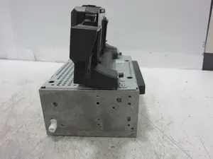 Foto de PANTALLA MULTIFUNCION FORD FOCUS SPORTBREAK (CB8) 1.6 TDCi CAT (95 CV / 70 KW) referencia F1FT18B955 foto 3