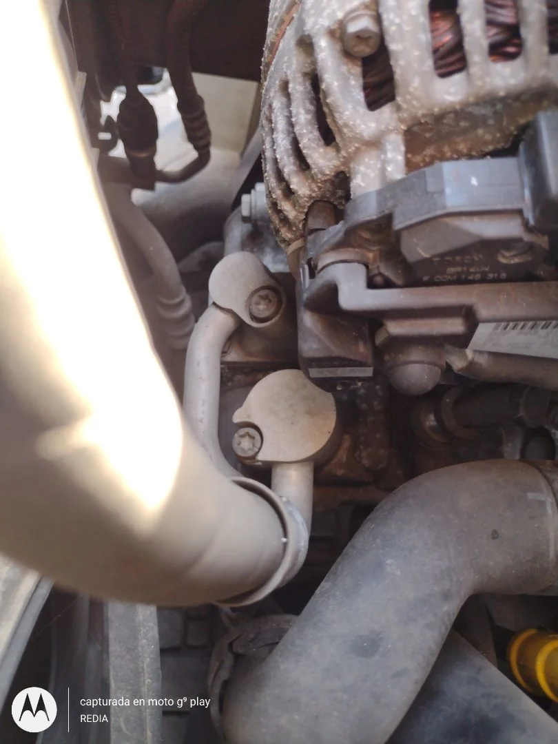 Foto de CONDENSADOR / RADIADOR AIRE ACONDICIONADO SEAT LEON (1P1) 1.9 TDI (105 CV / 77 KW) referencia 1K0820411AH
