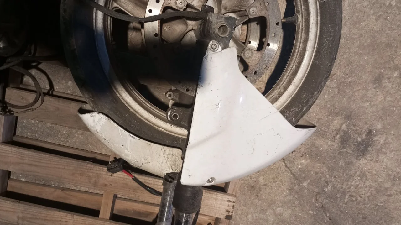 Foto de GUARDABARROS DELANTERO HONDA CBR 600 F / CBR 600 RR 598 cm3 - 68 kW (92 CV / 68 KW) referencia CBR600F4