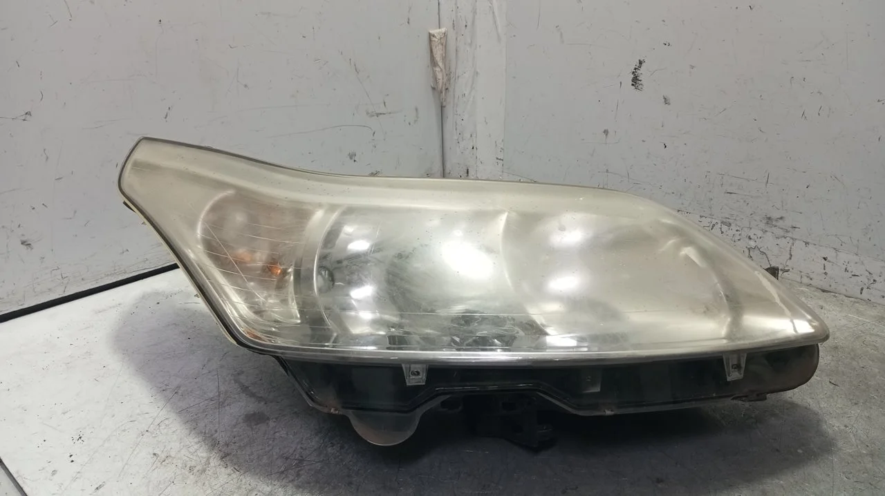 Foto de FARO DERECHO CITROEN C4 COUPE 1.6 HDi CAT (9HY / DV6TED4) (109 CV / 80 KW) referencia 6206L4