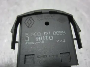 Foto de MANDO LUCES RENAULT SCENIC II (JM) referencia 8200121805B foto 5