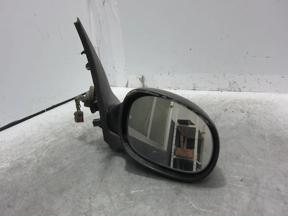 Foto de RETROVISOR DERECHO PEUGEOT 206 1.6 16V CAT (109 CV / 80 KW) referencia 96480957XT