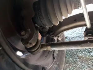 Foto de PINZA DE FRENO DELANTERA IZQUIERDA CITROEN XSARA PICASSO 1.6 16V HDi (90 CV / 66 KW) referencia 1617292080 foto 8