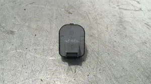 Foto de MANDO RETROVISOR AUDI A1 (8X1) 1.6 TDI (105 CV / 77 KW) referencia 8E0959565 foto 2