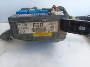 Foto de CAJA RELES / FUSIBLES HYUNDAI TUCSON (JM) referencia 912082E130 foto 3