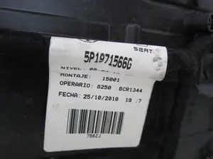 Foto de CALEFACCION ENTERA NORMAL SEAT LEON (1P1) 1.6 TDI (105 CV / 77 KW) referencia 5P1819152A foto 8