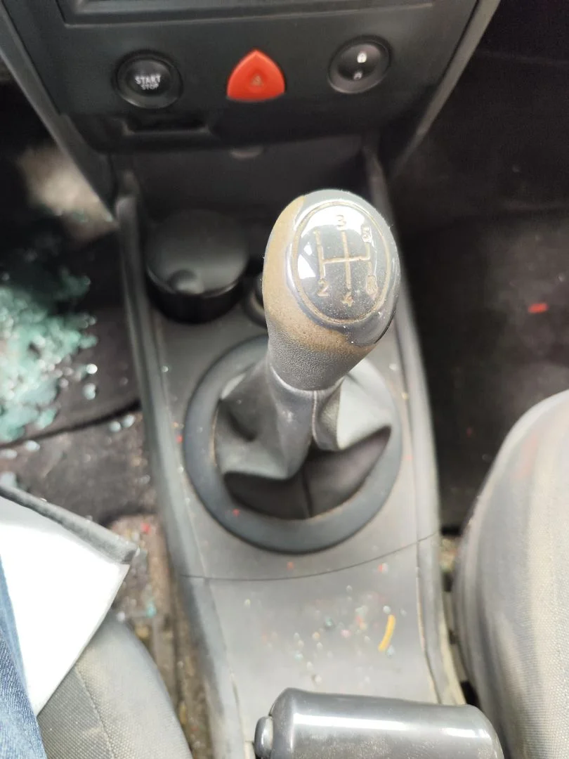 Foto de PALANCA CAMBIO RENAULT MEGANE II GRANDTOUR 1.5 dCi Diesel CAT (86 CV / 63 KW)