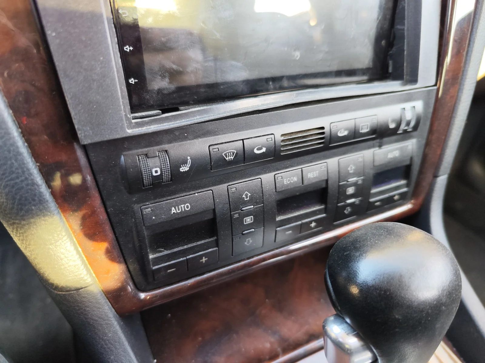 Foto de MANDO CALEFACCION / AIRE ACONDICIONADO AUDI A8 (D2) 4.2 V8 40V (310 CV / 228 KW)