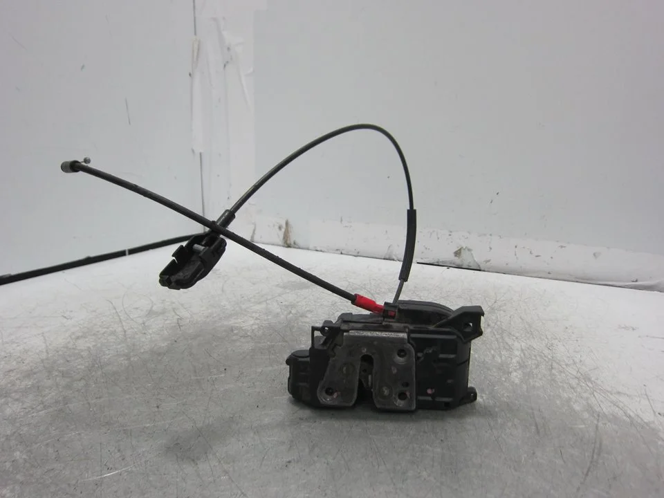 Foto de CERRADURA PUERTA DELANTERA DERECHA RENAULT KANGOO II (F/KW0) 1.5 dCi Diesel CAT (86 CV / 63 KW)