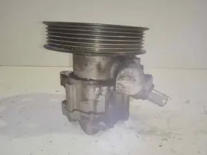 Foto de BOMBA DIRECCION AUDI A4 AVANT (8E) referencia 038145255B foto 2