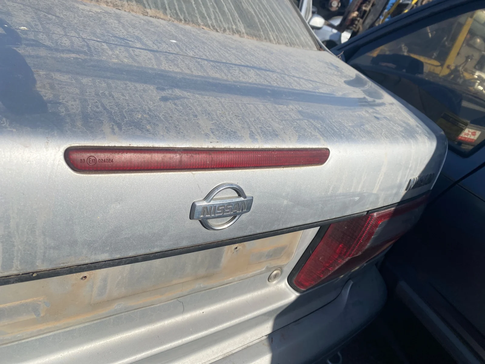 Foto de LUZ CENTRAL DE FRENO NISSAN ALMERA (N15) 2.0 Diesel (75 CV / 55 KW)