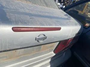 Foto de LUZ CENTRAL DE FRENO NISSAN ALMERA (N15) 2.0 Diesel (75 CV / 55 KW)