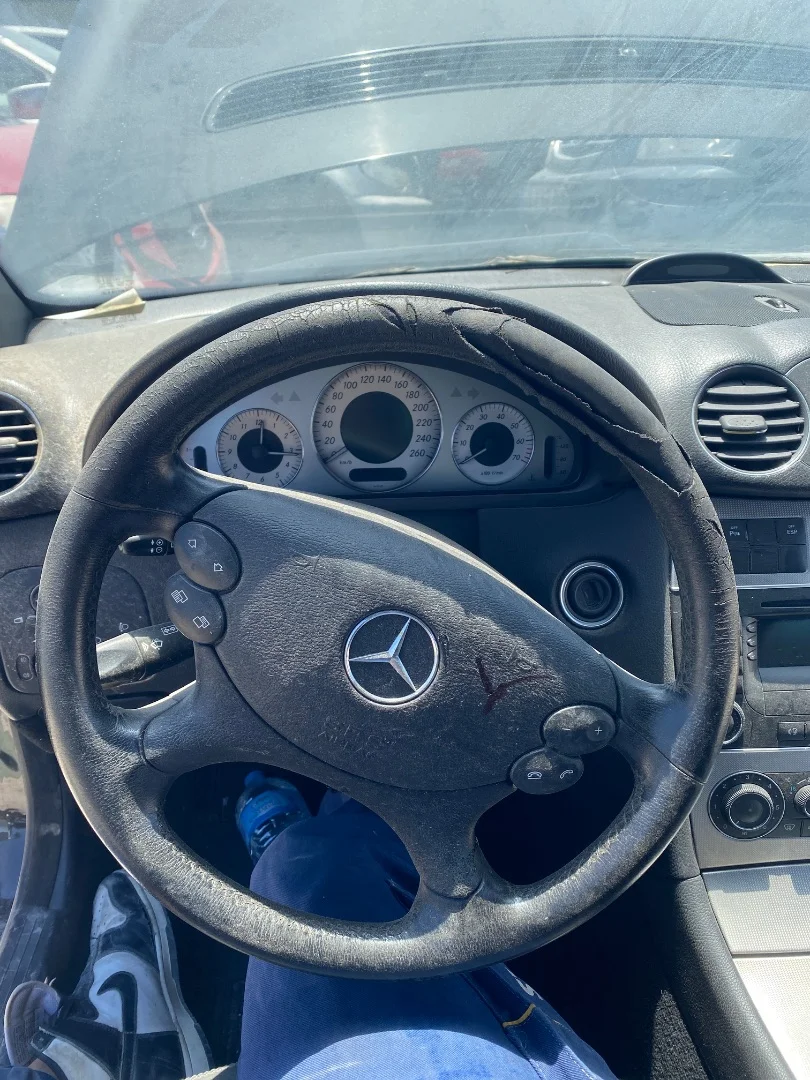 Foto de VOLANTE MERCEDES-BENZ CLK (BM 209) CABRIO 1.8 CAT (163 CV / 120 KW) referencia A2304600503 9E37