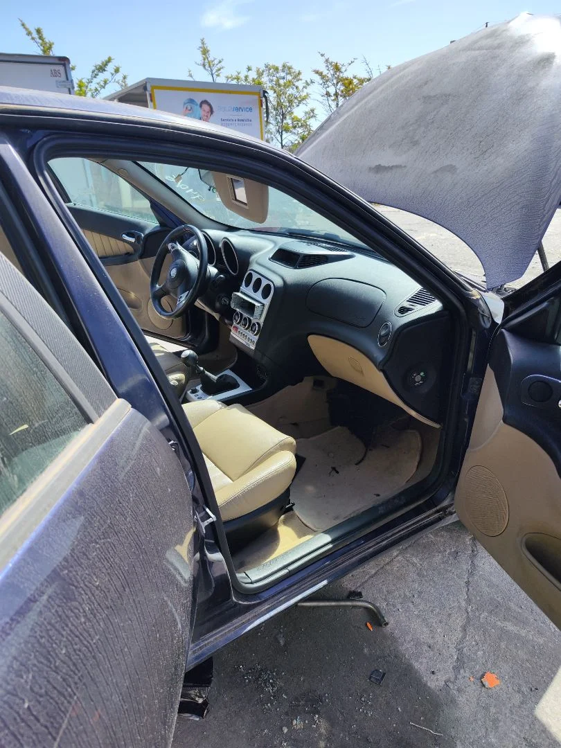 Foto de GOMAS CONTORNO PUERTA ALFA ROMEO 156 SPORTWAGON 2.4 JTD CAT (175 CV / 129 KW)
