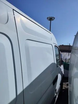 Foto de PUERTA TRASERA DERECHA NISSAN INTERSTAR (X70) 2.5 dCi Diesel CAT (114 CV / 84 KW) foto 4
