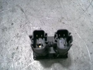 Foto de WARNING FORD MONDEO BERLINA (GE) 2.0 16V DI TD CAT (116 CV / 85 KW) referencia D3L0A foto 4