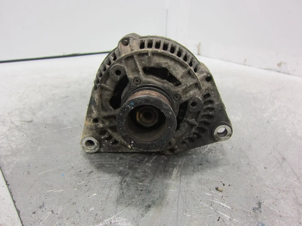 Foto de ALTERNADOR MERCEDES-BENZ CLASE C (BM 202) BERLINA referencia 0123320044