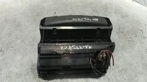 Foto de CENICERO BMW SERIE 3 BERLINA (E46) 2.0 16V Diesel CAT (136 CV / 100 KW) referencia 8205377 foto 4