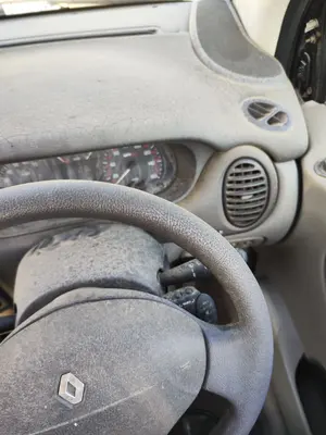Foto de VOLANTE RENAULT SCENIC I (JA...) 1.4 CAT (95 CV / 70 KW) referencia 7700429734 foto 2