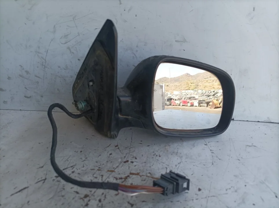Foto de RETROVISOR DERECHO SEAT LEON (1M1) 1.9 TDI (110 CV / 81 KW) referencia 1M0857934