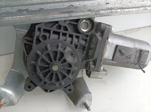 Foto de ELEVALUNAS DELANTERO DERECHO CITROEN XSARA PICASSO referencia 9674032680 foto 4
