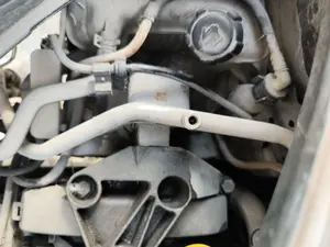 Foto de TUBOS AIRE ACONDICIONADO RENAULT SCENIC II 1.5 dCi Diesel (101 CV / 74 KW)