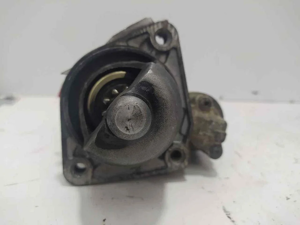 Foto de MOTOR ARRANQUE FORD FOCUS BERLINA (CAK) 1.6 16V CAT (101 CV / 74 KW) referencia 98AB11000CC
