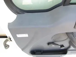 Foto de GUARNECIDO PUERTA DELANTERA DERECHA FORD TOURNEO CONNECT (TC7) 1.8 TDCi CAT (75 CV / 55 KW) foto 6