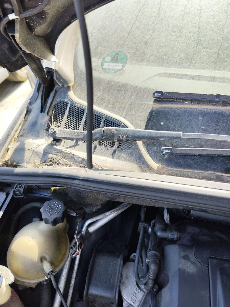 Foto de BRAZO LIMPIA DELANTERO DERECHO PEUGEOT 308 1.6 16V (120 CV / 88 KW) referencia 6429EN
