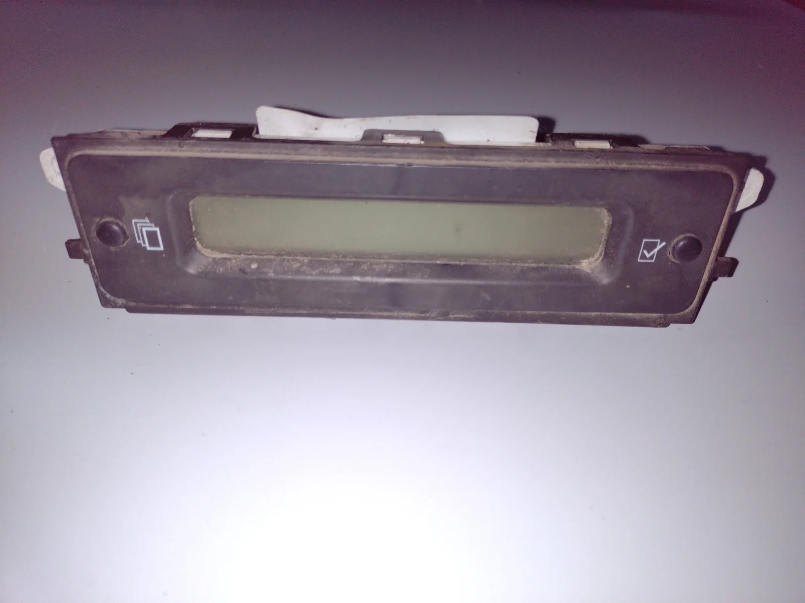 Foto de PANTALLA MULTIFUNCION CITROEN XSARA BERLINA referencia 9643654377