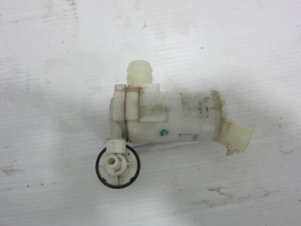 Foto de BOMBA LIMPIA MITSUBISHI ASX (GA0W) 1.6 CAT (117 CV / 86 KW)