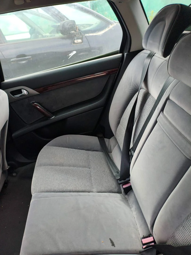 Foto de ASIENTOS TRASERO DERECHO PEUGEOT 407 SW 2.0 16V HDi FAP CAT (RHR / DW10BTED4) (136 CV / 100 KW)