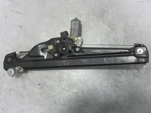 Foto de ELEVALUNAS TRASERO IZQUIERDO BMW SERIE 5 BERLINA (E60) 3.0 Turbodiesel CAT (231 CV / 170 KW) referencia 7075673E
