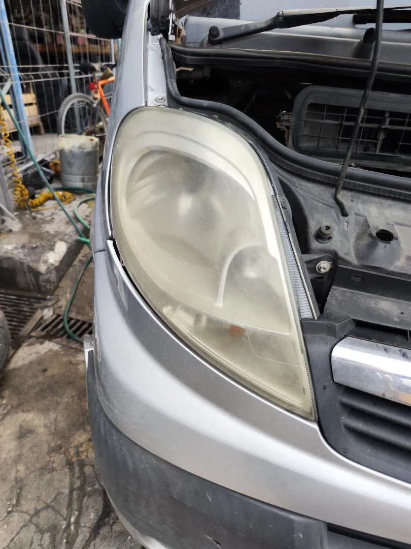 Foto de FARO DERECHO OPEL VIVARO FURGÓN/COMBI 2.0 16V CDTI (114 CV / 84 KW)