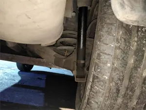 Foto de AMORTIGUADOR TRASERO DERECHO MITSUBISHI GRANDIS (NA0W)