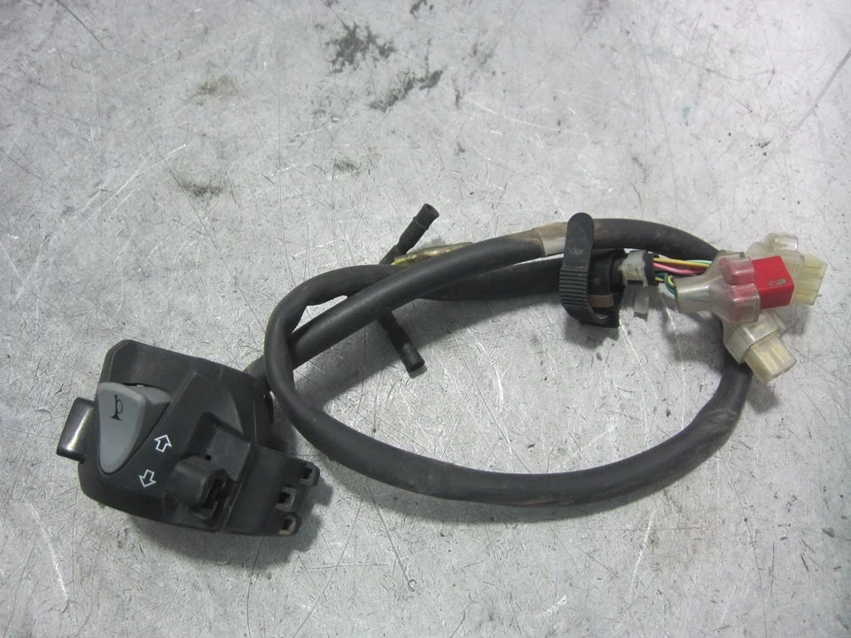 Foto de PIÑA LUCES IZQUIERDA HONDA PCX 125 125 cm3 - 9 kW (12 CV / 9 KW)