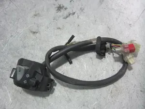 Foto de PIÑA LUCES IZQUIERDA HONDA PCX 125 125 cm3 - 9 kW (12 CV / 9 KW)