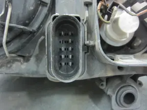 Foto de FARO DERECHO SEAT IBIZA (6L1) referencia 6L1941022A foto 5