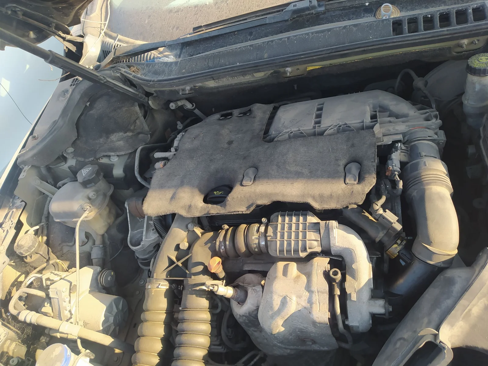 Foto de ALTERNADOR PEUGEOT 508 SW 1.6 HDi FAP (112 CV / 82 KW)