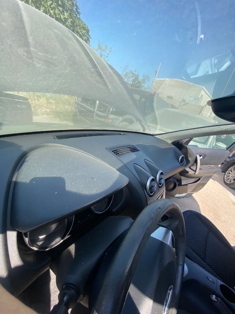 Foto de SALPICADERO NISSAN QASHQAI (J10) 2.0 16V CAT (141 CV / 104 KW) referencia 68030JD90A